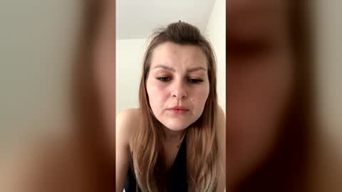 missledy online show from March 22, 11:25 am