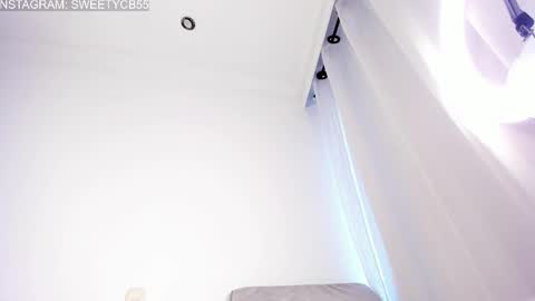 Linda online show from October 11, 3:59 pm