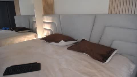 Miss Loise online show from March 11, 3:20 am