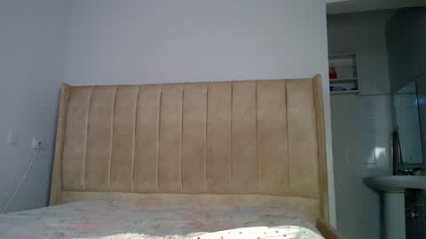 lunah online show from March 17, 4:12 pm