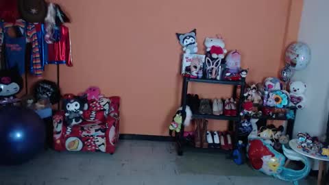 Miss Mia online show from November 21, 9:13 pm