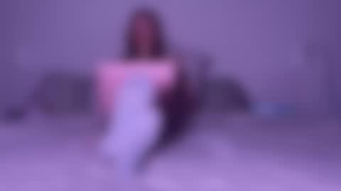 missmiroslava online show from April 21, 6:04 pm