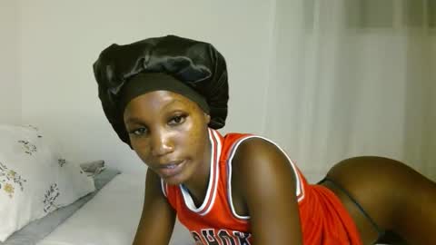 sexy online show from February 7, 9:40 pm