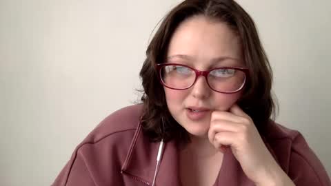 missmistressmal online show from June 1, 8:32 pm