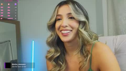 Snapshot of missmonaco chatting on September 27, 1:03 am Emma Rivera online show from September 27, 1:03 am