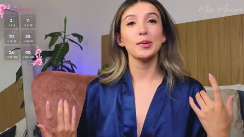 Snapshot of missmonaco chatting on January 21, 5:27 am Emma Rivera online show from January 21, 5:27 am