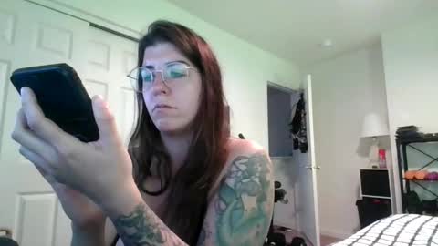 MissMona online show from May 4, 1:28 pm