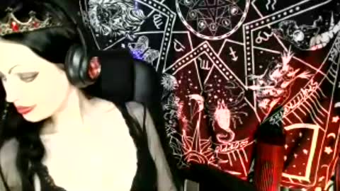 MissMoonDoll online show from July 12, 4:48 am