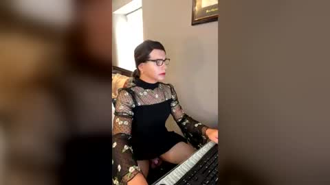 Nicole Smith online show from July 20, 10:33 pm