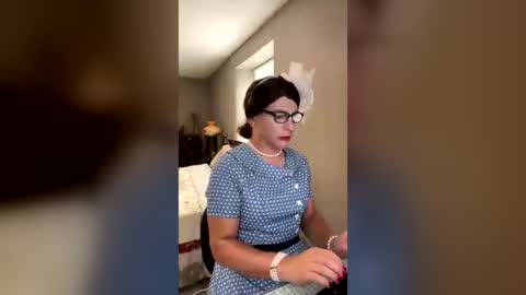 Nicole Smith online show from July 22, 9:39 pm