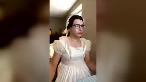 Nicole Smith online show from August 1, 9:05 pm