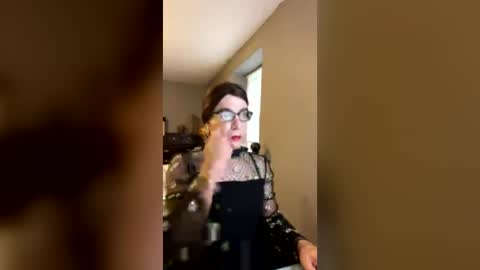 Nicole Smith online show from August 2, 9:49 pm