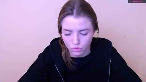 Snapshot of missoliviaa_ chatting on January 16, 11:26 am Olivia online show from January 16, 11:26 am