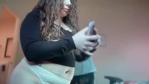 missroxyb online show from December 15, 9:22 pm