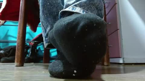 TELL ME MISS online show from March 24, 11:44 pm