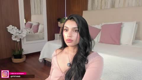 Fernanda Davila online show from April 21, 10:39 pm