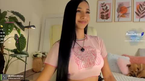 Valeria Davila online show from October 2, 1:10 pm