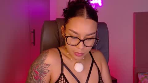 Missy Gainer online show from October 30, 12:55 am