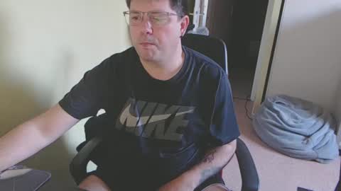 mistercoeur online show from February 15, 8:11 am