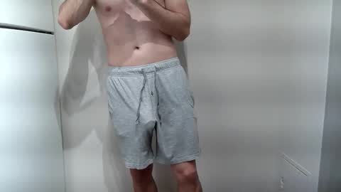 misterniceguy22 online show from January 19, 12:31 am