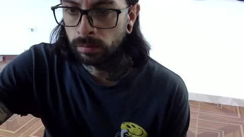     online show from April 22, 6:04 pm