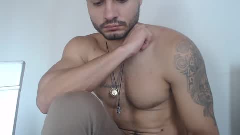 mistersam33 online show from February 24, 9:09 pm