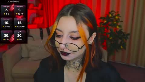 Marcelline online show from April 21, 1:53 am