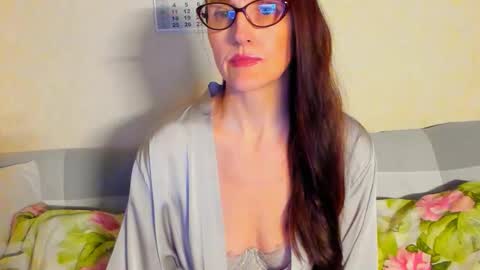 Victoria Eden online show from April 2, 2:19 am