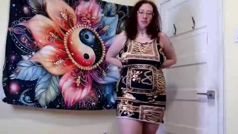 Mistress Kaha online show from April 3, 7:21 pm