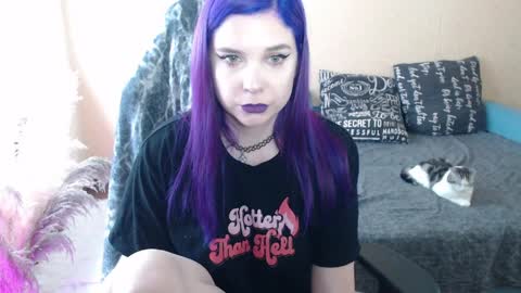 Miss Bailey online show from April 4, 12:12 pm