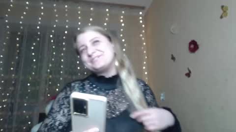 mistresscaro online show from April 1, 8:17 pm