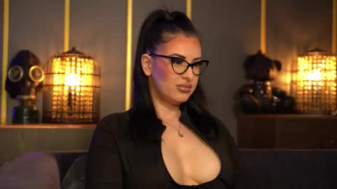 Mistress Kelly online show from February 8, 10:57 pm