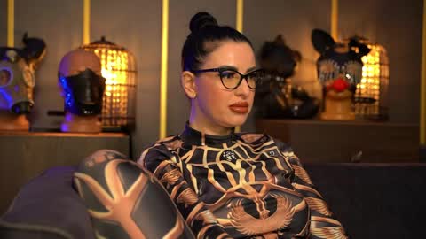 Mistress Kelly online show from May 15, 9:44 pm