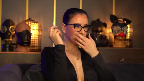 Mistress Kelly online show from March 20, 11:32 pm