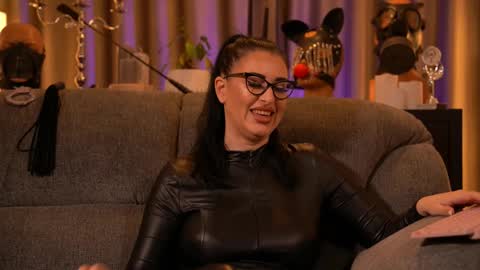 Mistress Kelly online show from November 21, 11:25 pm