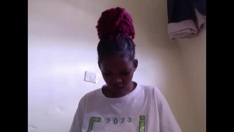 misty_shee online show from April 22, 9:05 am