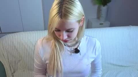 MistyXNight online show from January 14, 11:51 am