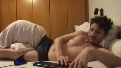 Mitchel New online show from March 28, 1:07 am