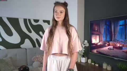 Melissa online show from August 6, 7:34 pm