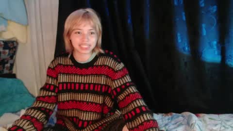 Naomi and Nekorii online show from June 1, 2:13 am