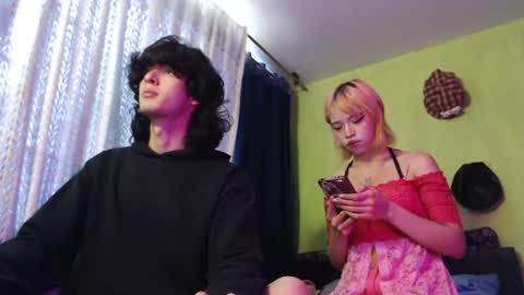 Naomi and Nekorii online show from July 26, 3:53 pm