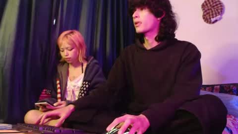 Naomi and Nekorii online show from June 29, 11:15 pm