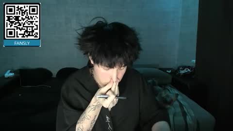 MeowMiku online show from November 4, 10:22 pm