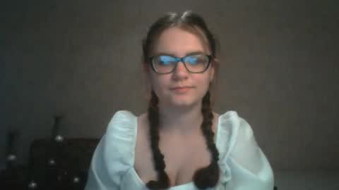 Snapshot of miyabe chatting on February 4, 1:38 pm Milana online show from February 4, 1:38 pm