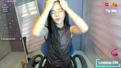 Elle online show from March 15, 7:56 am