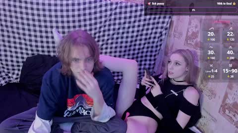 Tim and Lisa  Simon and Luna online show from December 5, 4:06 pm