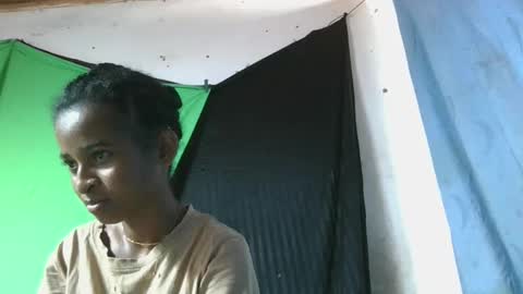 mmerela online show from March 3, 7:37 am