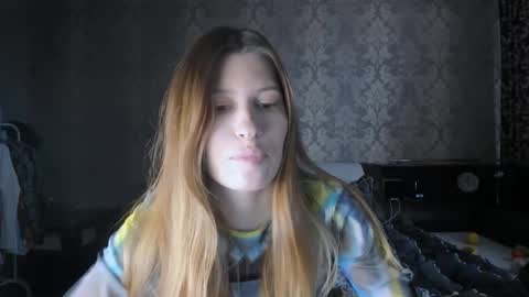 Lili online show from September 29, 10:58 am