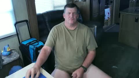 mmmthatsfunnn online show from September 19, 10:02 pm