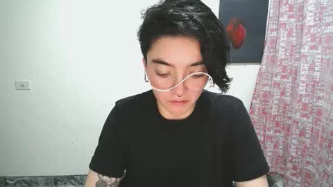 Sam online show from June 10, 2:11 am